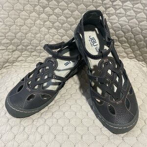 JBU Women's Black Cutout Mary Jane Flats